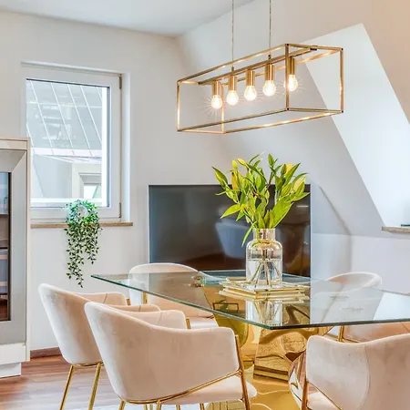 Luxury Penthouse In The Center Apartman