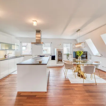 Luxury Penthouse In The Center Apartman